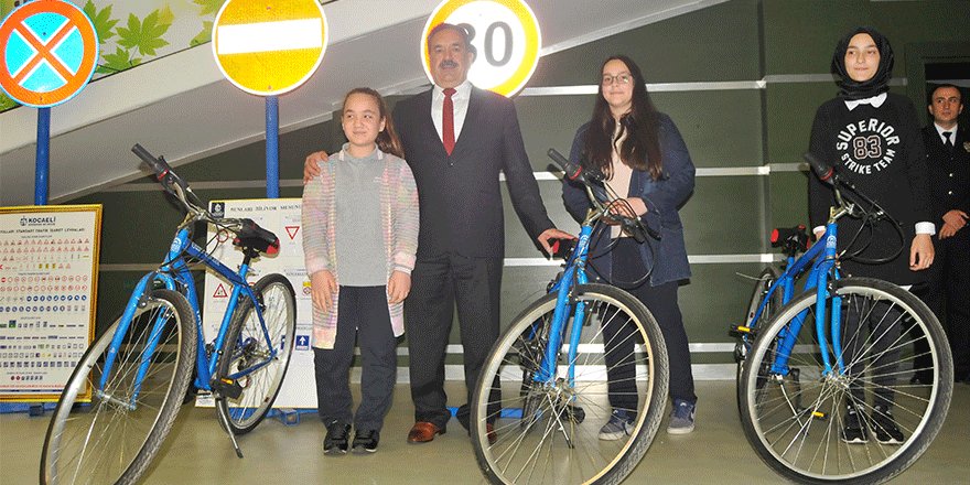 Gebze'de trafik haftası kutlandı