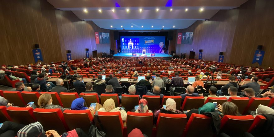 AK Parti’de teşkilat içi eğitim programının teması: “Türkiye Yüzyılı”