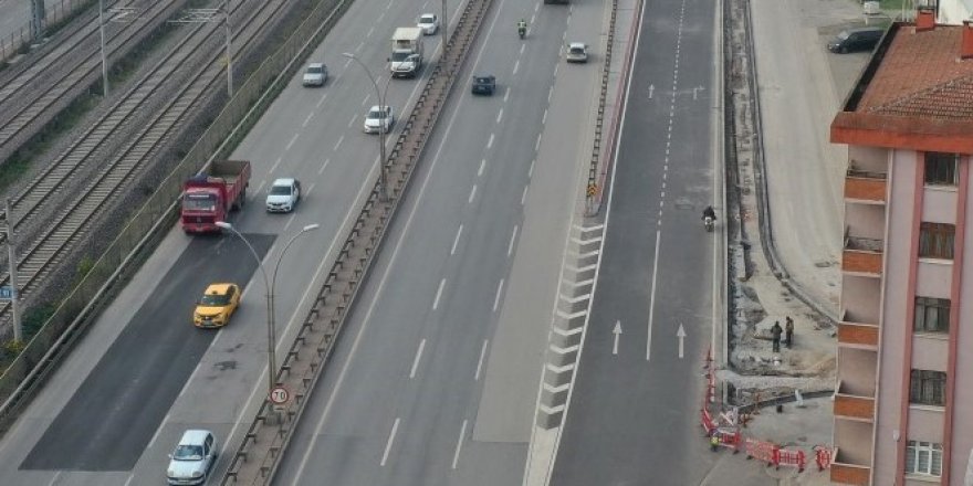 D-100 yan yolda trafik akışı İstanbul yönünde olacak
