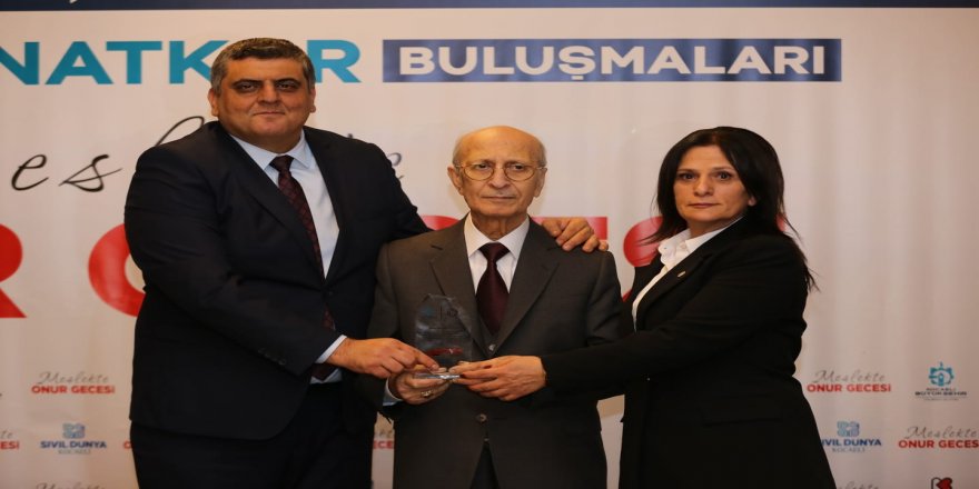 Meslekte 30’ncu yıl onuru