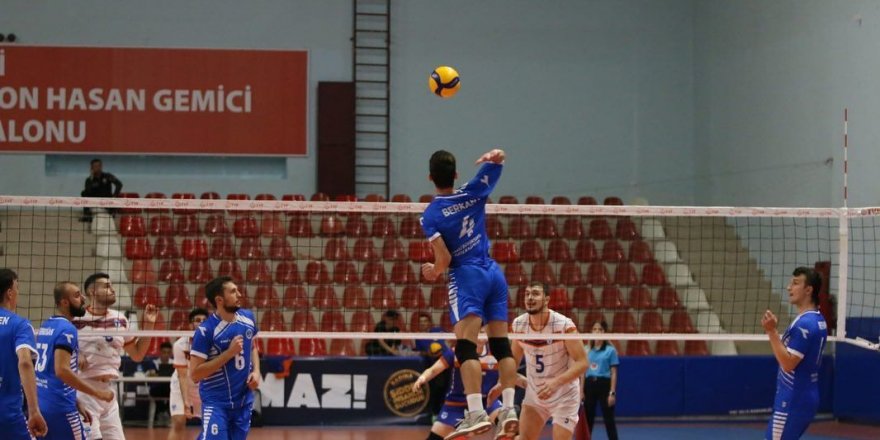 Efelerin gücü yetmedi: 3-0