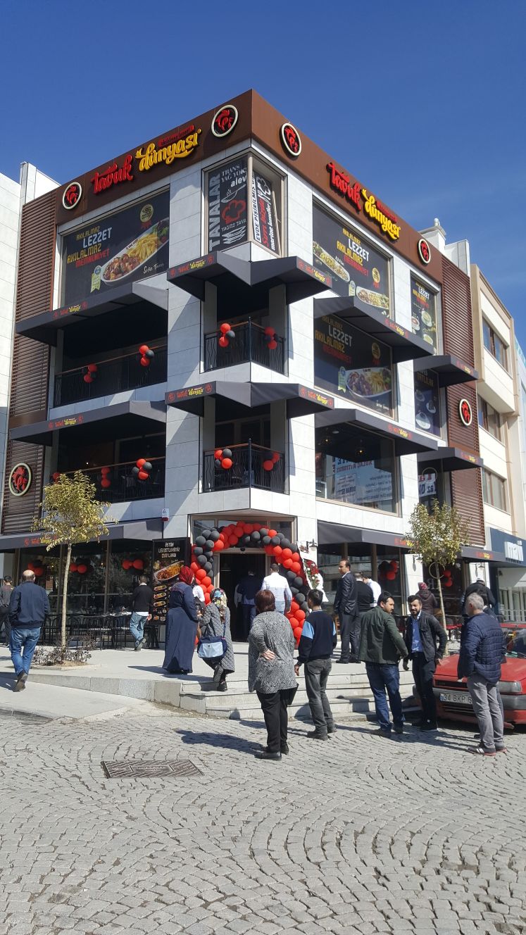 Tavuk Dünyası Gebze’de açıldı