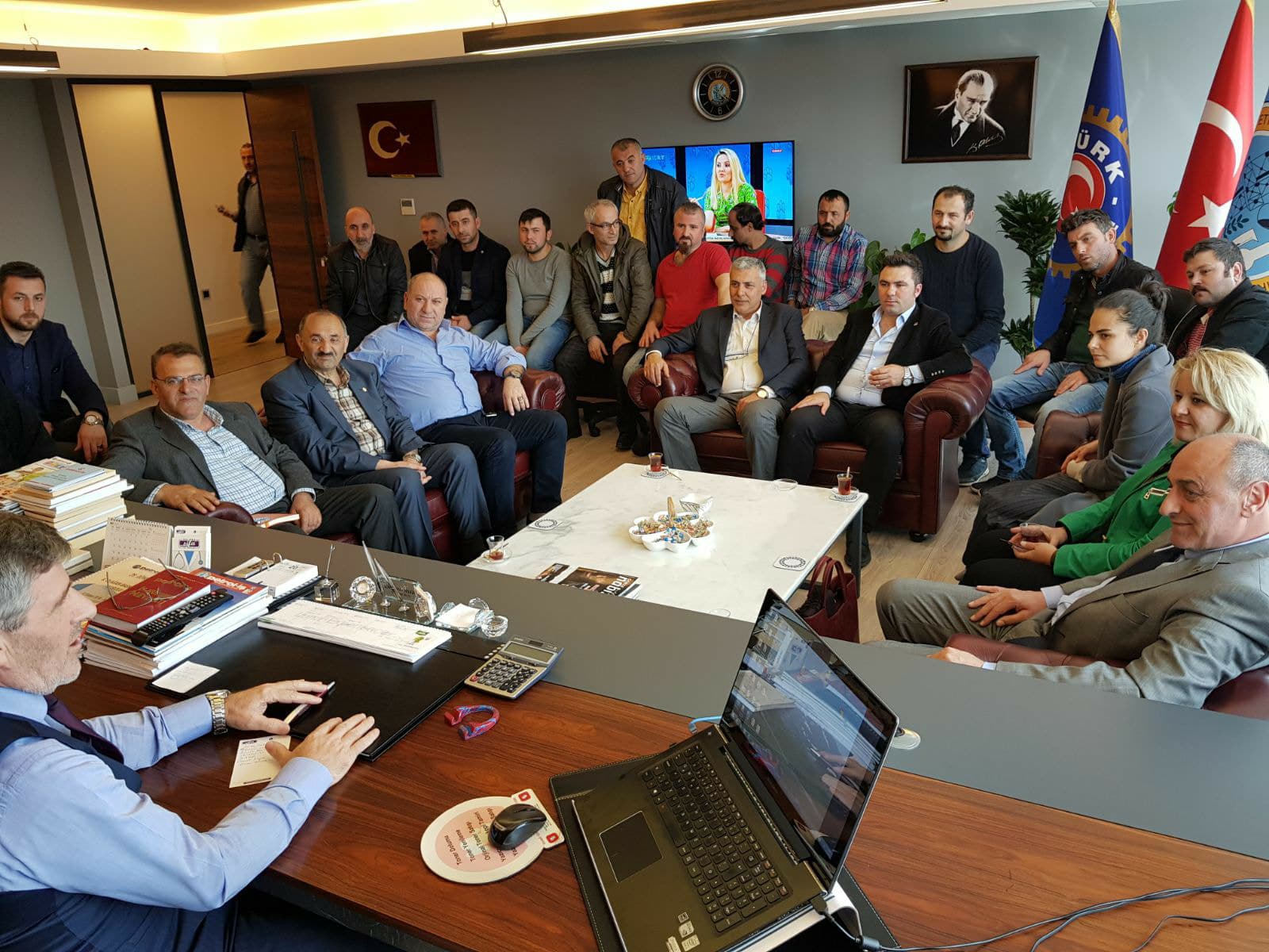 Sendikalara ziyaretler sürüyor