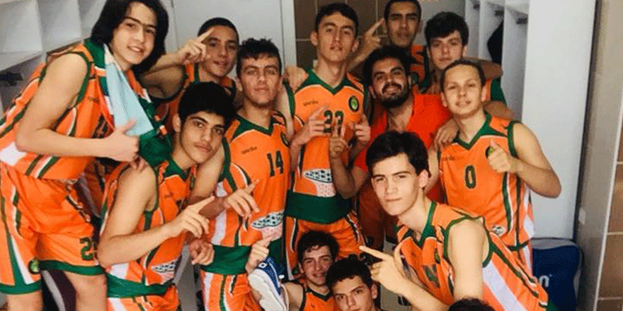 Kocaeli Basket U16, yarı final vizesi arıyor
