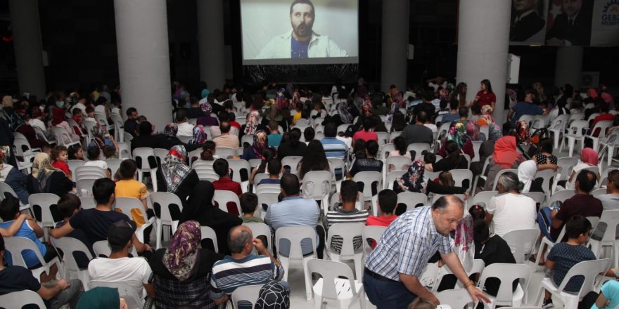 Sinema Pazarı’nda Film Keyfi
