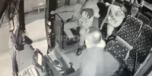 Rahatsızlanan yolcuyu 3 dakikada hastaneye yetiştirdi