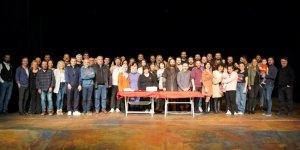 Kocaeli Şehir Tiyatroları Dünya Tiyatro Gününü kutladı