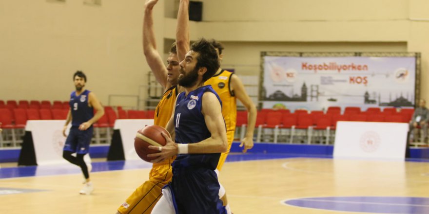 buyuksehir-basketbolda-liderligi-birakmiyor-(7).jpeg