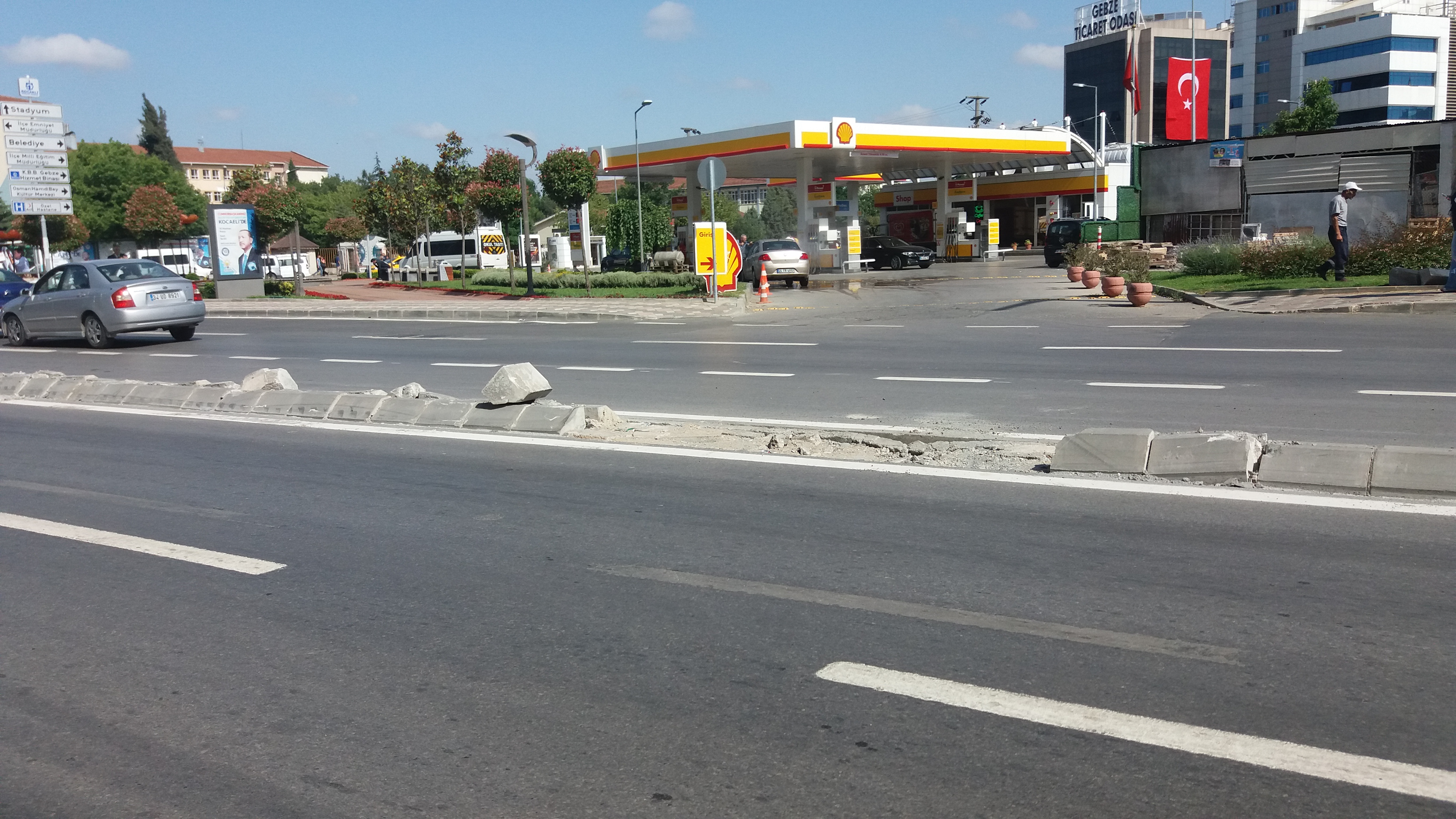 cadde.jpg