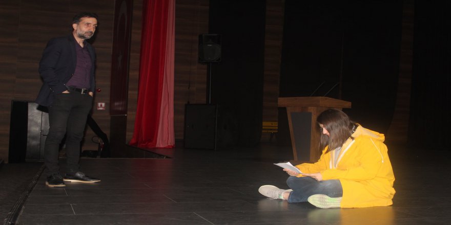 cayiirova-kent-konseyi-tiyatro-37.jpg