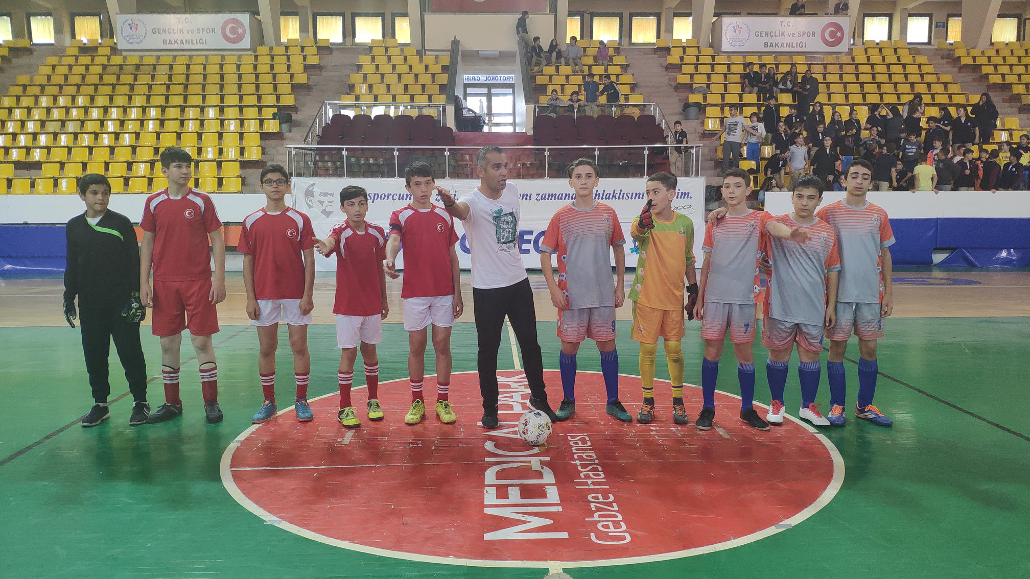 futsal-2.jpg