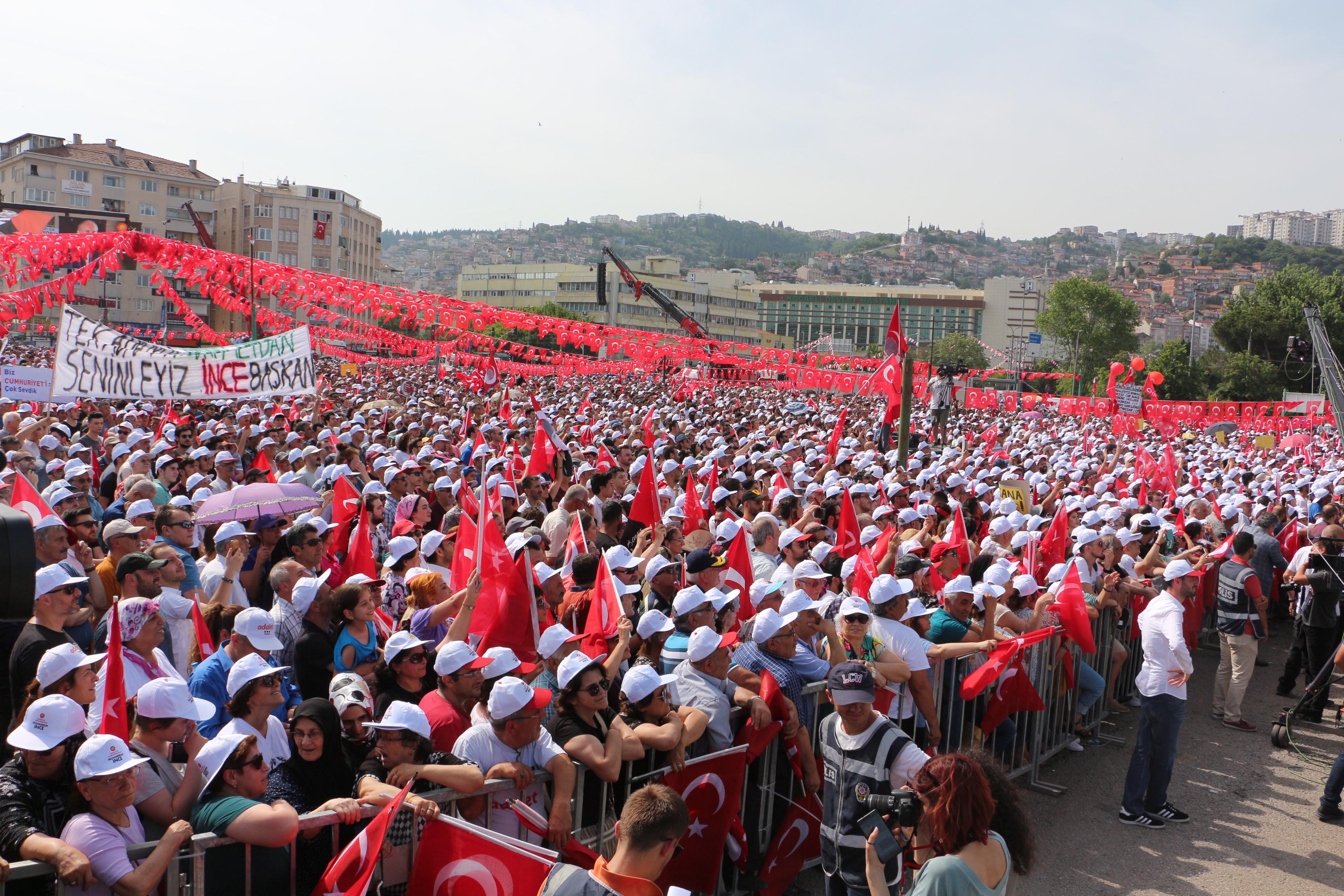 muharrem-ince-turkiyeyi-bir-yilda-duze-cikaracagiz-2-_9422_dhaphoto8.jpg