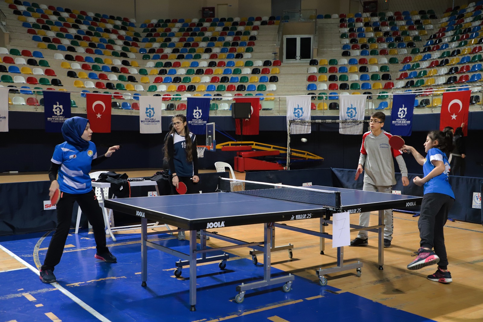 okullar-arasi-masa-tenisi-sampiyonasi-basladi-(1).jpeg